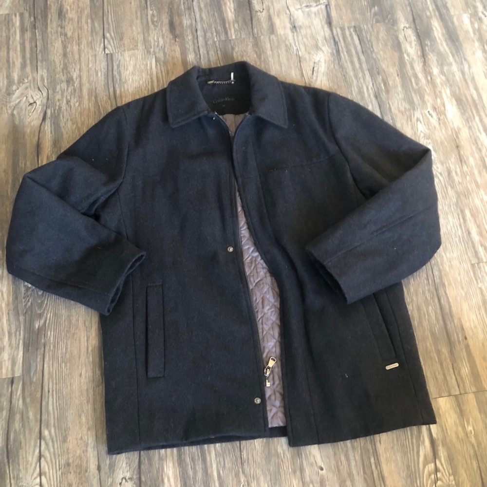 Calvin Klein medium coat men’s (60%wool)